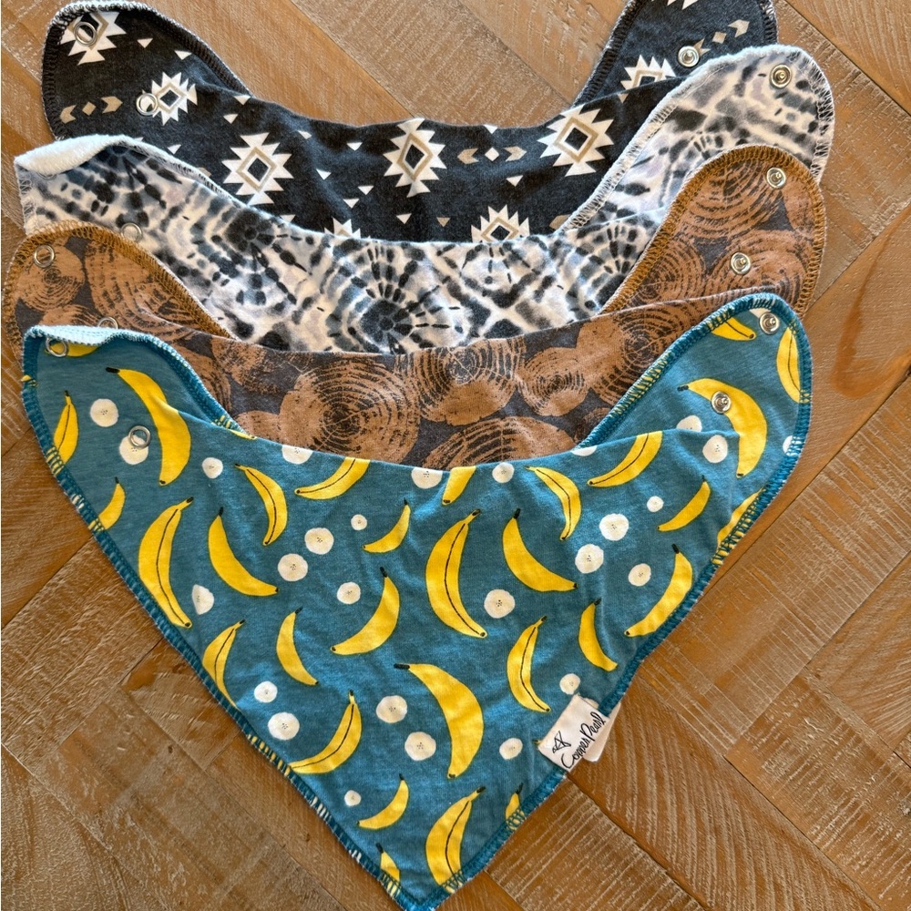 Copper Pearl bandana bib set